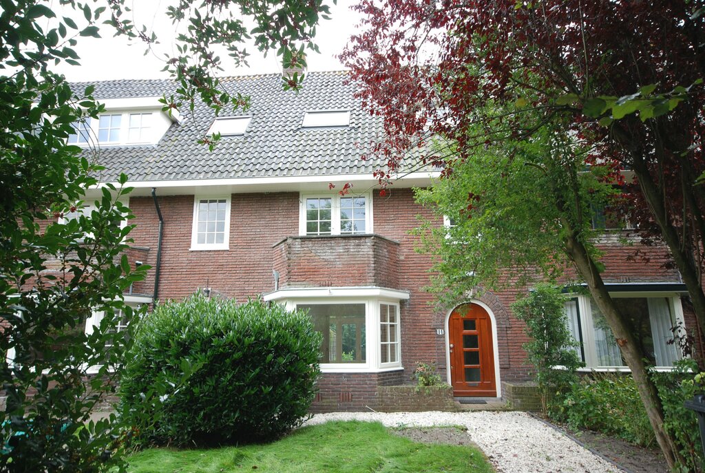 free-sector-houses for rent on Bremstraat 14