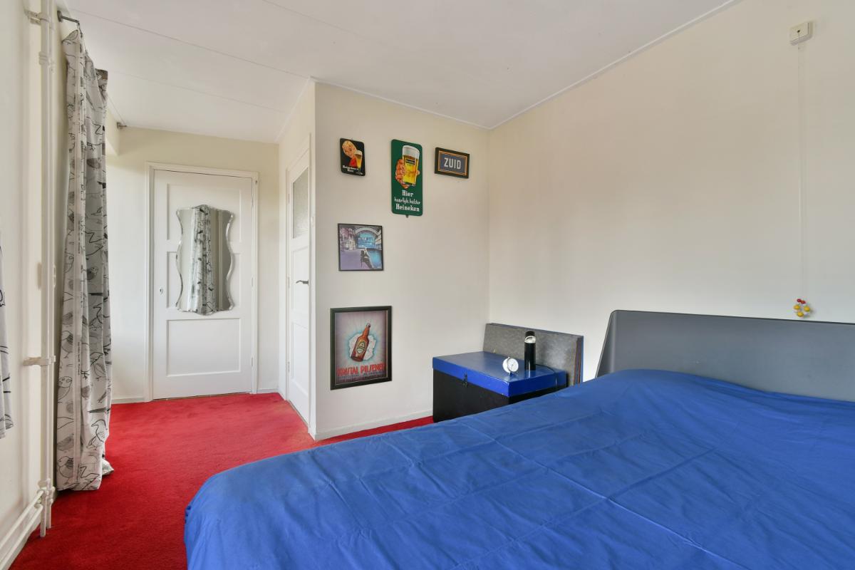 Tussenwoning te koop: Govert Flincklaan 11, Amstelveen