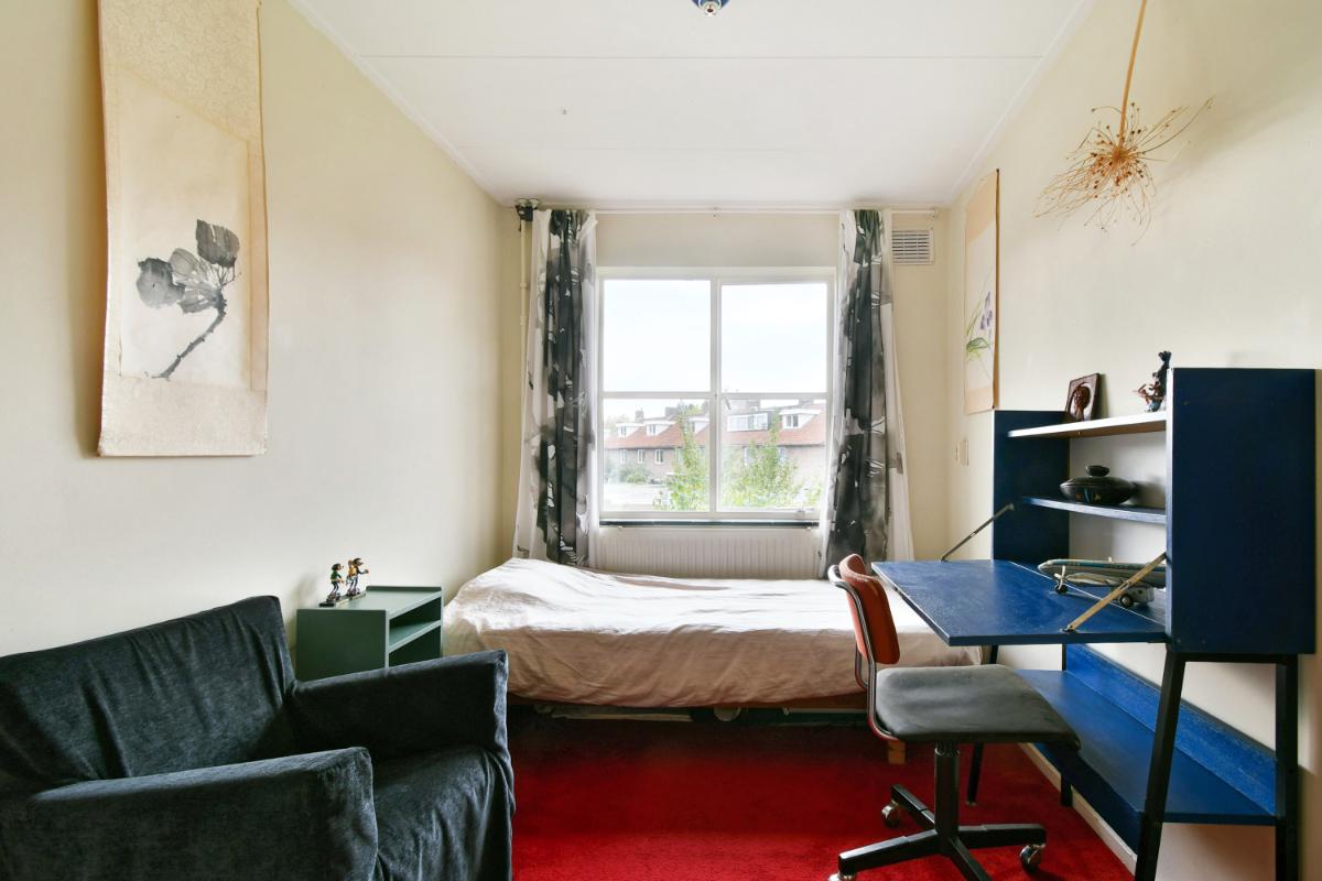 Tussenwoning te koop: Govert Flincklaan 11, Amstelveen