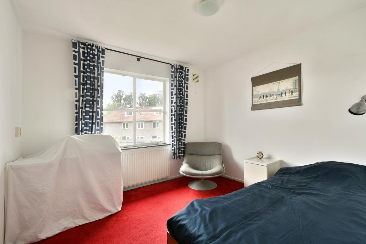 Tussenwoning te koop: Govert Flincklaan 11, Amstelveen