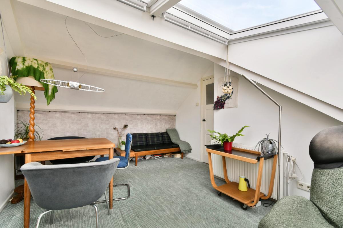 Tussenwoning te koop: Govert Flincklaan 11, Amstelveen