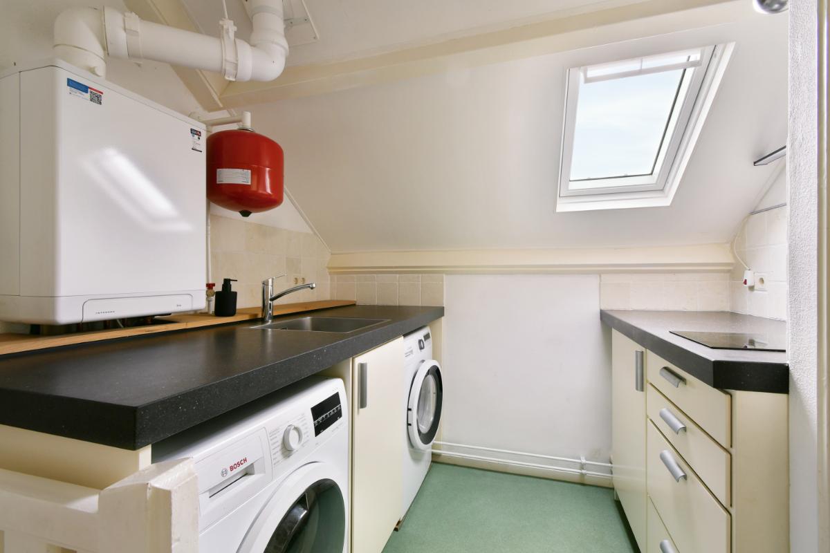 Tussenwoning te koop: Govert Flincklaan 11, Amstelveen