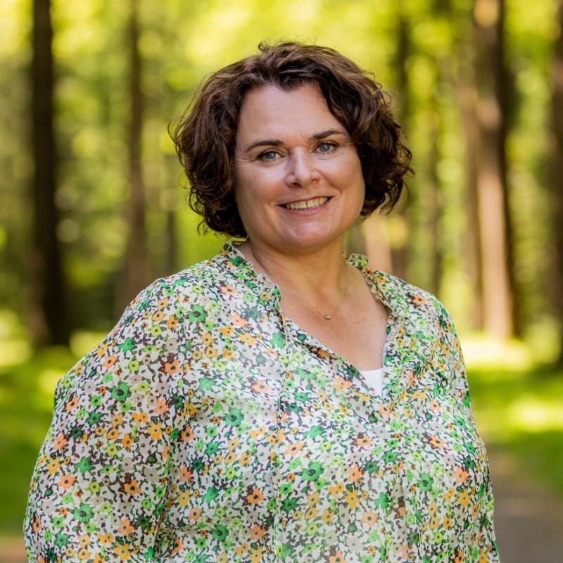 2025.11.20 Lucienne van Ruitenbeek bijgesneden